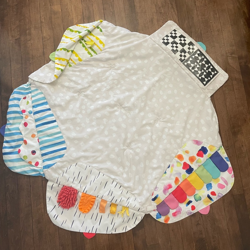 Lovevery play mat